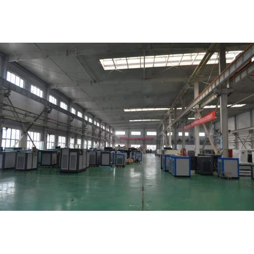 High pressure screw air compressor is in production