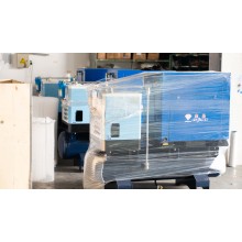 Which is better, reciprocating or rotary compressor?