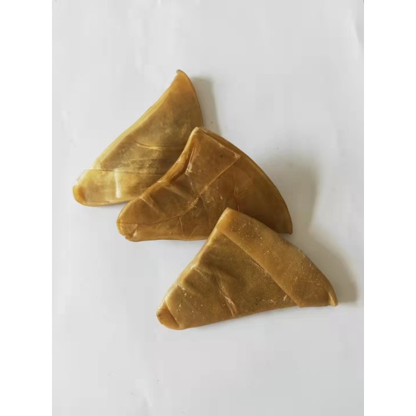 Smoking Cowhide Ear For Pet Pet Chew Supplier