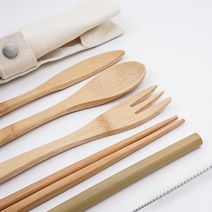 Are Bamboo Cutlery Safer for Kids Than Plastic Cutlery?