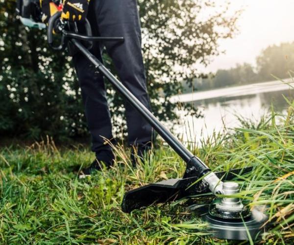 How to Choose the Brush Cutter and Blade That Suits Your Needs?