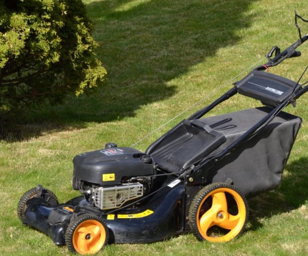How Can You Tell if Your Lawn Mower Belt is Wearing out on Your Lawn Mower?
