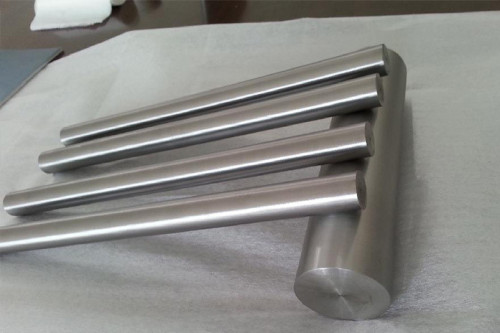 Polished alloy titanium round bar by forging processing