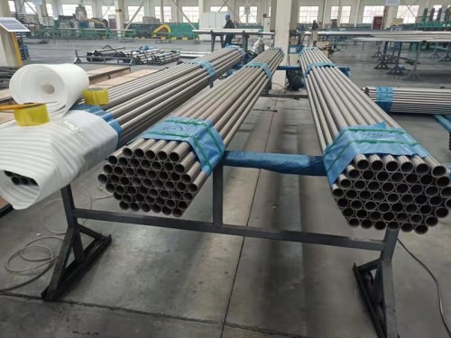 Air cooled titanium pipe gr2 astmb338 with low temperature resistance