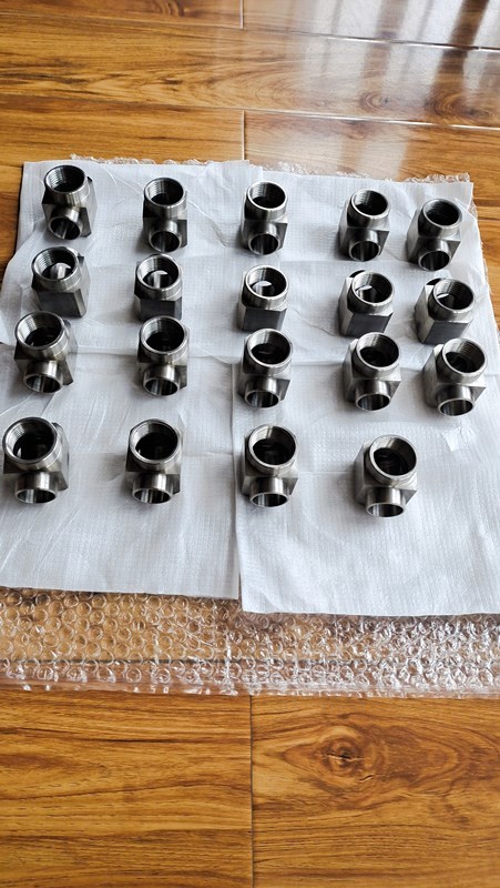 Titanium pipe fittings usded for industry field