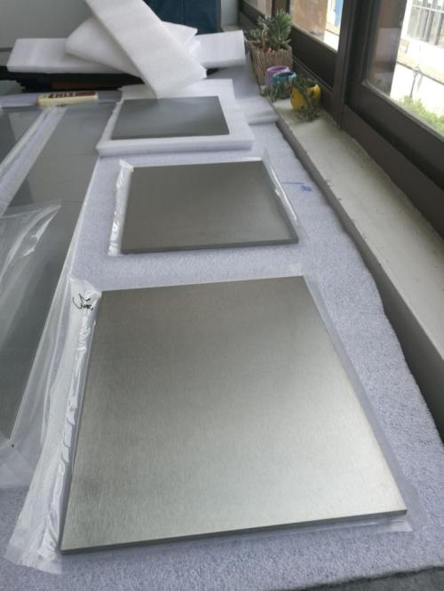 RO704 zirconium plate with polished surface for electronics industry