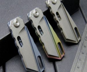 Corrosion resistance of titanium vs stainless steel,and its performance in common solutions