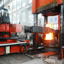 What are the forging methods of titanium alloy? And how to make titanium forge?