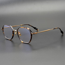 The highlight of titanium wire frame glasses, why do people choose frames of this material?