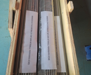 Sending titanium rods and other goods to our foreign customers