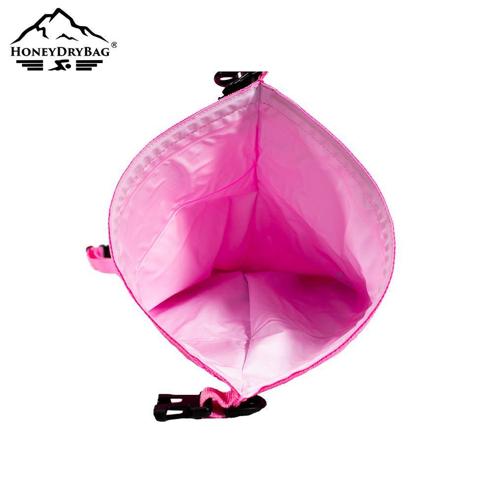 Featuring a large storage compartment, the swim buoy can store up to 9 kg of personal belongings during swimming.