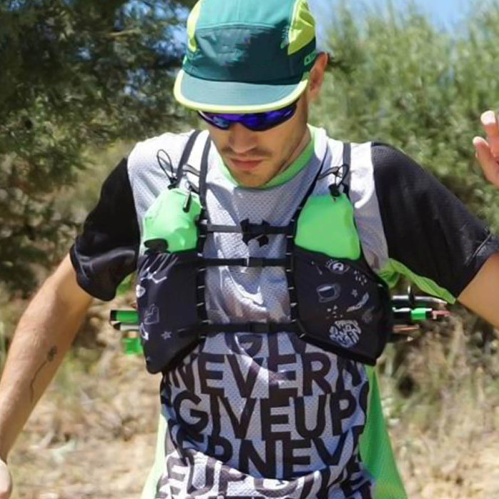 Wholesale sports lightweight outdoor waterproof water bag cycling vest running hiking mountaineering sports Hydration backpack running vest
