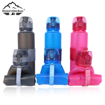 BPA-free food-grade silicone collapsible water bottle, reusable, factory direct supply.