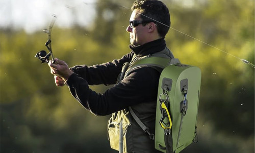 Comprehensive guide to waterproof bag materials and their advantages and disadvantages