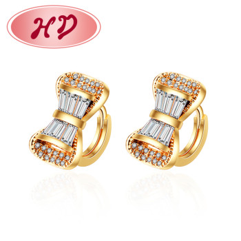 Cuztomized Wholesale 18k Gold Huggie| Small Gold Bow Tie Knot Hinged Hoop Earrings For Women| Trendy CZ Girls Huggie Earrings Wholesale