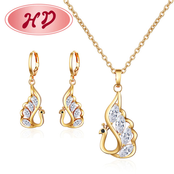 Elegant Cubic Zirconia Jewelry Sets: Vintage Peacock Design, 18k Gold Plated, Hypoallergenic