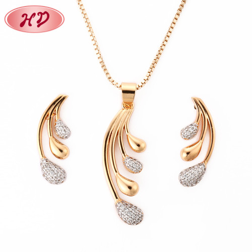 Bulks Stud Earrings Necklaces Jewelry Sets| Hot Sale Individual Elegant Creative Feather Plume Design | 18k Gold AAA Cubic Zirconia Pendant Sets ODM OEM