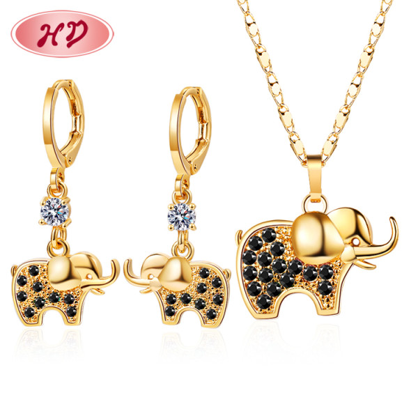 Vente en gros 2023 | Bijoux HD éléphant plaqués or 18 carats | Ensembles boucles d'oreilles et colliers pour femmes | Fabriqué en Chine