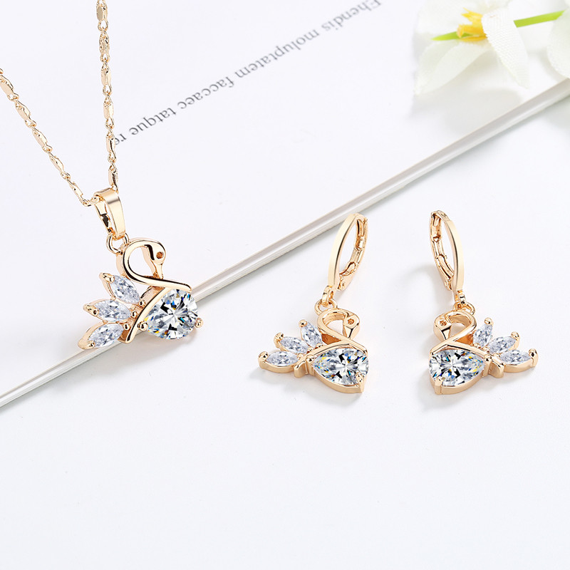 Dainty Shinning Swan Jewlry Set