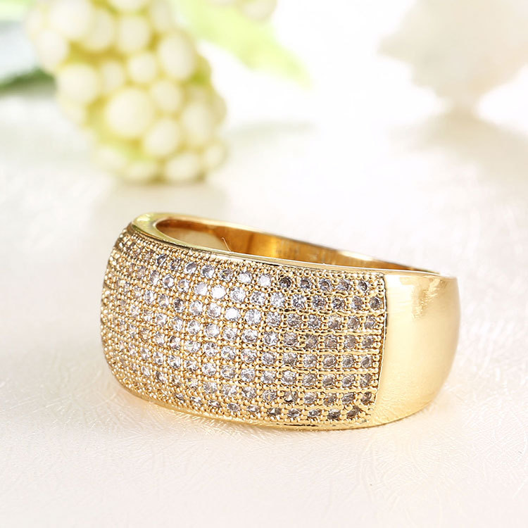 chunky cubic zirconia ring plated in 18k gold