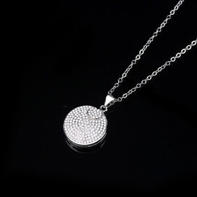 Custom Jewelru Wholesale Iced Out Round Pie Shaped Simple Pendant Necklace White Yellow Gold