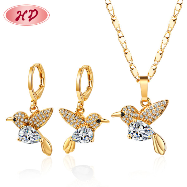 American Jewelry Sets Wholesale| Dainty Cubic Zirconia Hummingbird Bird Necklace and Matching Earrings Supply| 18k gold plated jewellery for girls women