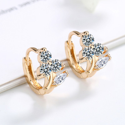 Wholesale Bulk Custom Zirconia Ear Piercing| New Creative Earrings Personalized Design Grape Brass Huggie Earring| 18k Gold Plated Brass Ear Rings for Women