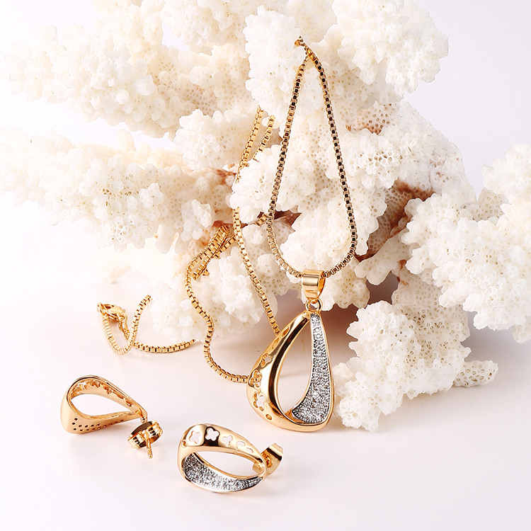 Elegant Minimalist Jewelry Set 2