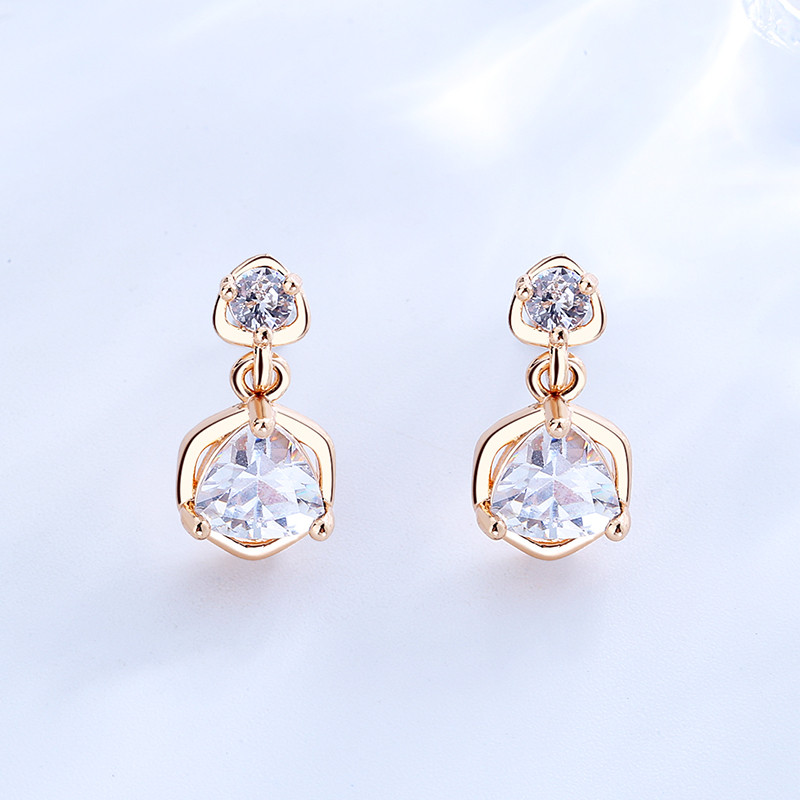 Dangling CZ Stud Earring white 2