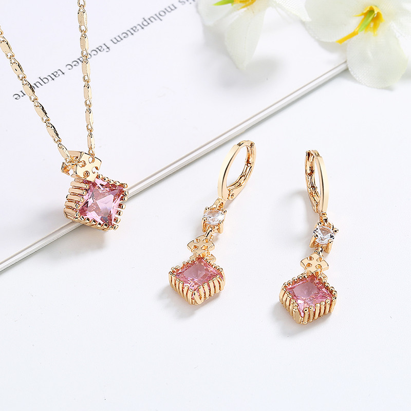 Cubic Zirconia Set of Earring and Necklace pink