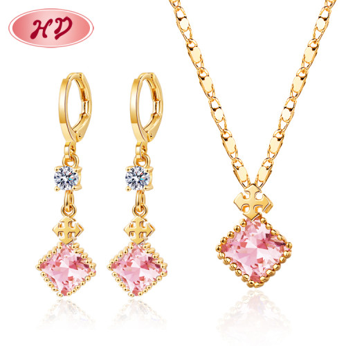Jewelry Manufacturer Export Elegant Fancy Womens Necklace Sets of Jewlri| Cubic Zirconia Square Stone Design| Zirconia Brass Jewelri Plated With 18k Gold