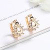 Venta al por mayor de pendientes dorados de 18k para mujeres Huggies Jewelry Zirconia cúbica en forma de pavo real