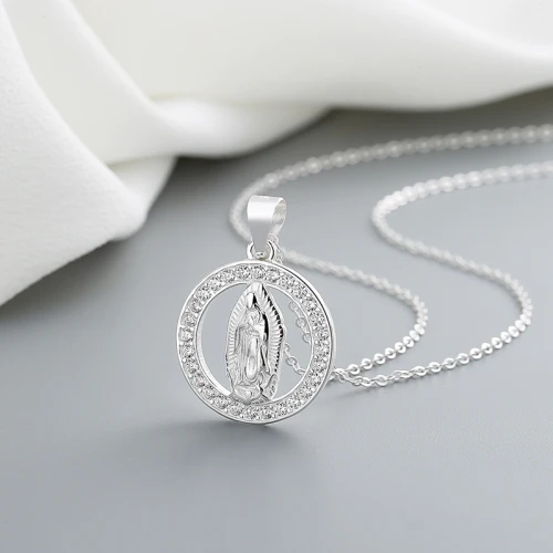 Zirconia 925 Sterling Silver Round Pendant Necklace For Ladies Jewellery