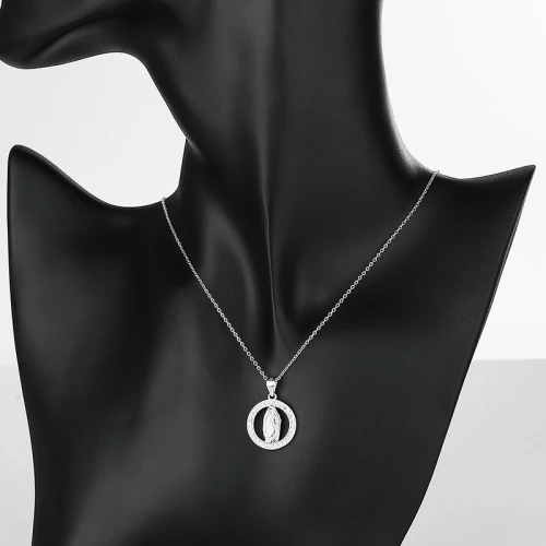 Zirconia 925 Sterling Silver Round Pendant Necklace For Ladies Jewellery