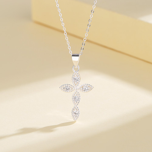 High-Quality 925 Sterling Silver Mother Necklaces - Elegant Cross Leaf Pendant Design for Retailers
