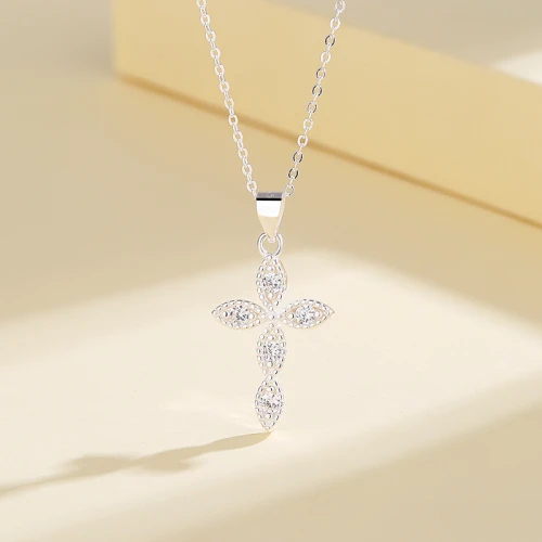 High-Quality 925 Sterling Silver Mother Necklaces - Elegant Cross Leaf Pendant Design for Retailers