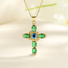 Collar con colgante de cruz chapado en oro de 18 quilates con ojo religioso: perfecto para venta al por mayor y al por menor