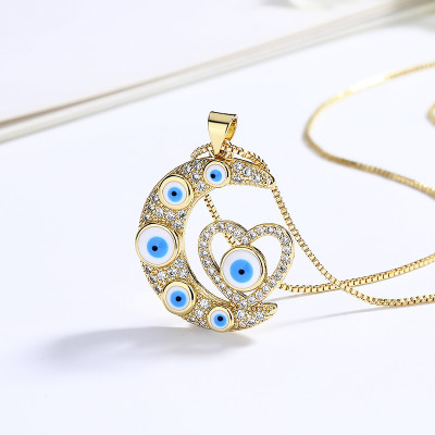 Luxurious Religious Jewelry: 18K Gold Necklace with Heart Charm and Cubic Zirconia