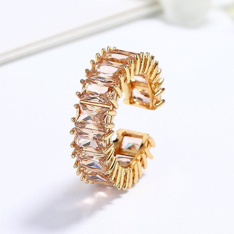 Elevate Your Style with Our Classic 18k Brass Gold-Plated Zircon Ring