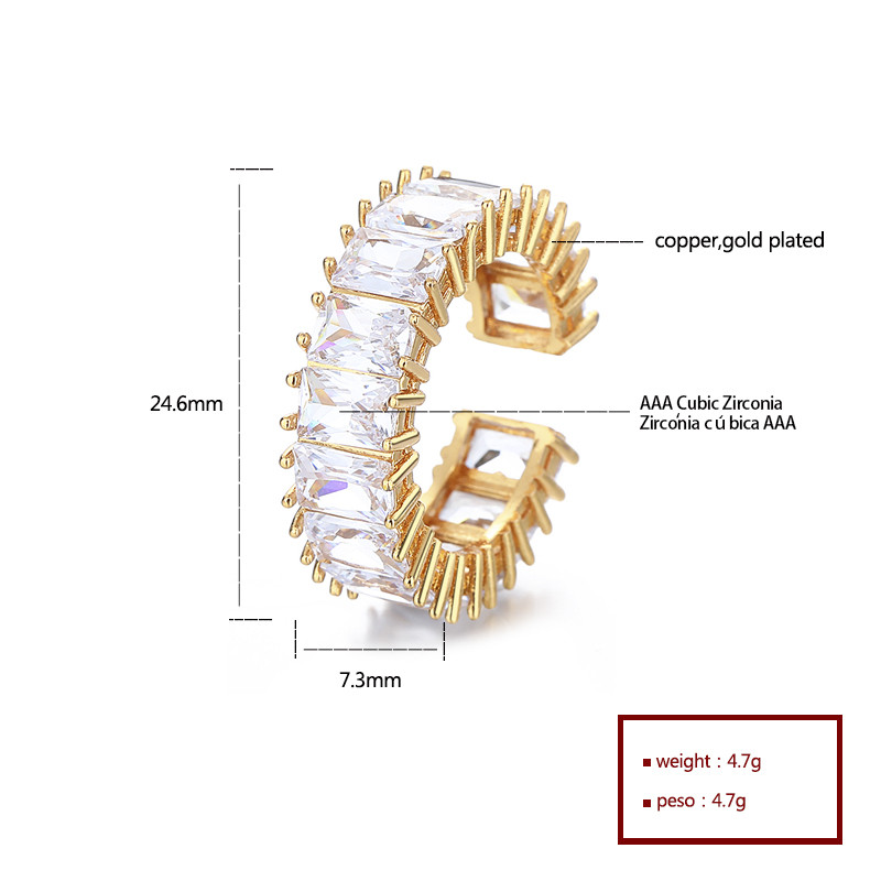 anillo de latón chapado en oro de 18 k con circón