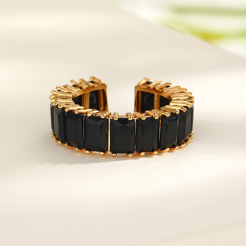 Elevate Your Style with Our Classic 18k Brass Gold-Plated Zircon Ring