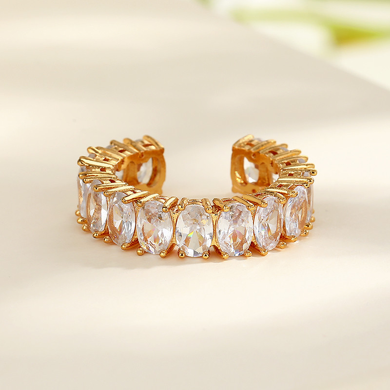 Elevate Your Style with Our Classic 18k Brass Gold-Plated Zircon Ring