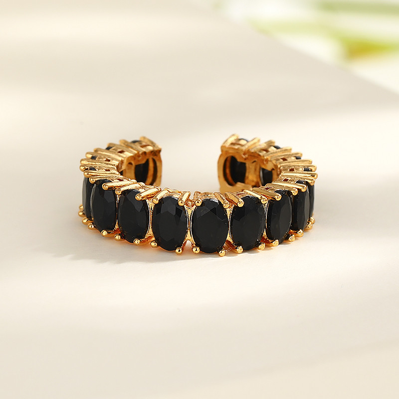 Elevate Your Style with Our Classic 18k Brass Gold-Plated Zircon Ring