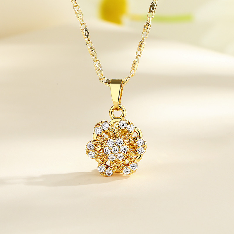 18k Gold-Plated Zircon Rotating Flower Necklace