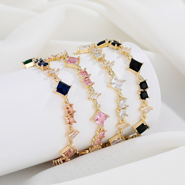 Pulseras de las mujeres etéreas del Zircon de la geometría del color 3A de la venta al por mayor del oro 18K de la joyería de Hd