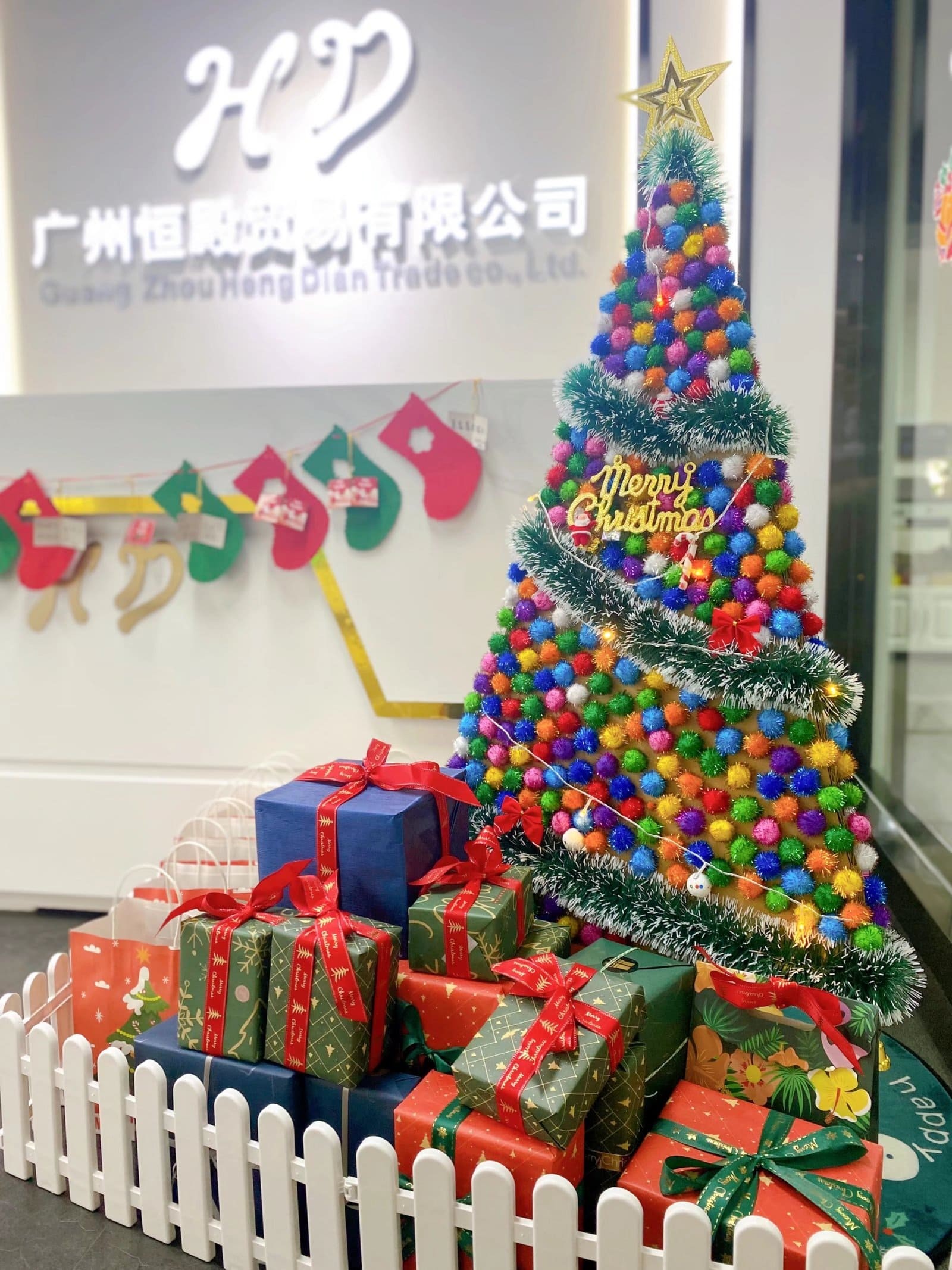 Celebrating Christmas at Hengdian Jewelry