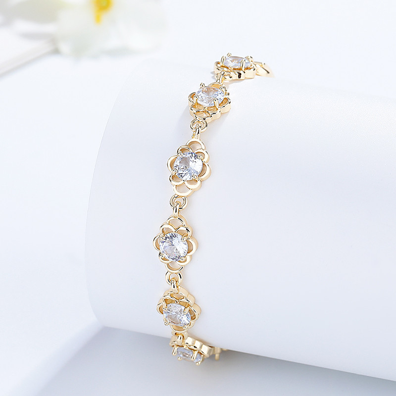 The 18K Gold-Plated Colorful Zircon Flower Bracelet