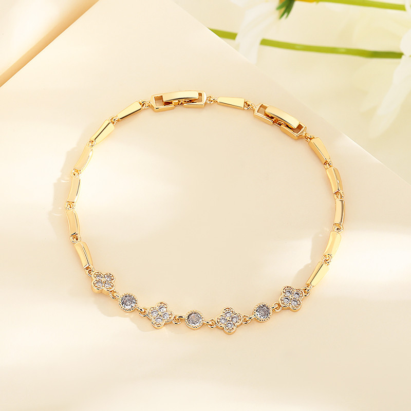 The 18K Gold-Plated Colorful Zircon Flower Bracelet