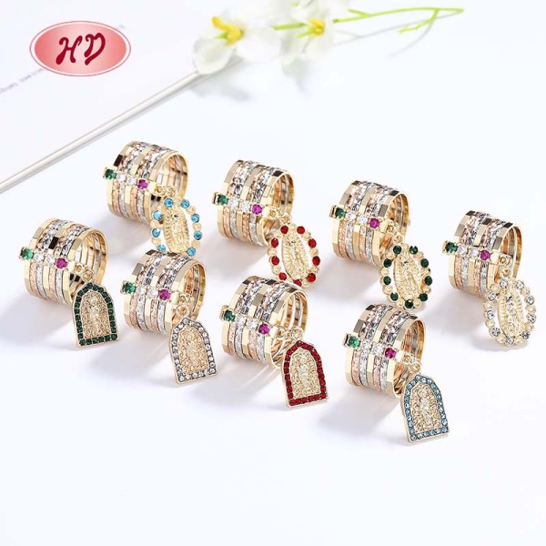 Joyería de moda Mujer Cubic Zirconia 18K Anillos colgantes religiosos chapados en oro