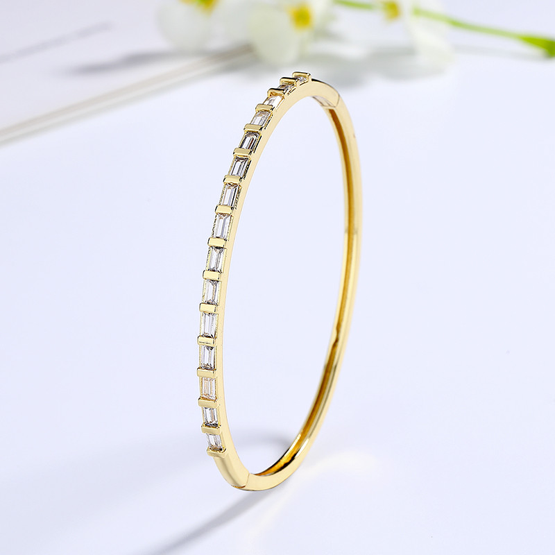 The 18K Gold-Plated Colorful Zircon Flower Bracelet